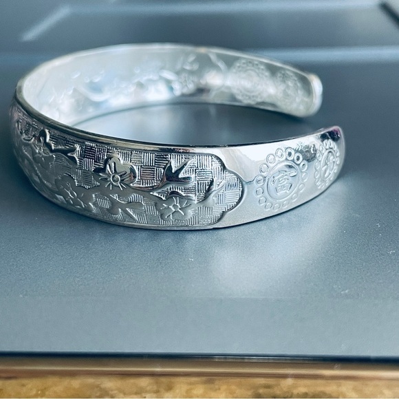 Vintage Birds Flowers Textured Sterling Silver Chinese Japanese Cuff Bra… - Picture 3 of 10